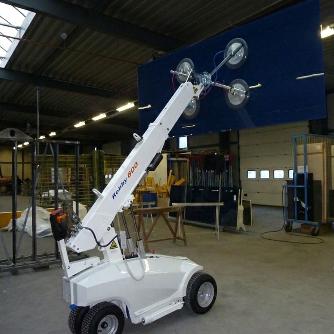 Arriendo Manipulador de Vidrio Robby 600